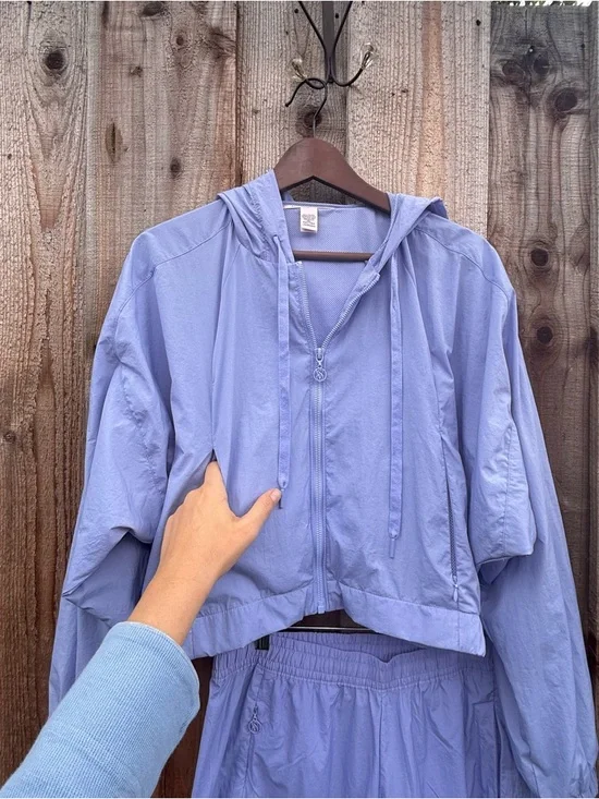 RARE Periwinkle Dolman Jogger Windbreaker Set - Two-Piece Tracksuit 🌿 - Picture 4 of 10